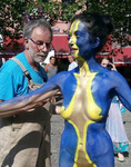 Bodypainting Day Brussel 2016. Omdat ik zelf bezig was met het beschilderen van Lavinia heb ik nauwelijks gefotografeerd. Het bodypainten vond plaats op het Sint-Katelijneplein. Na een rondgang van anderhalf uur door de stad was de afterparty in La Bellone op de Vlaamsesteenweg.