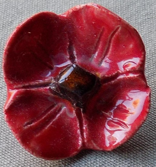 Poppy-broche