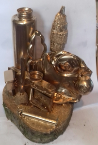 kunst van diverse soorten afval materie