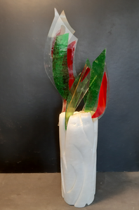 Sinds kort gebruik ik ook glas ook in combinatie met steen. De kleuren dagen mij uit!