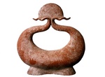 In 1999 ontstonden de eerste beelden in terra cotta. Ik vatte ze samen onder de noemer 'Meditatieve Kunst'. Dit werk is zeer geschikt om in een meditatieruimte, op huisaltaar op praktijkruimte e.d. te plaatsen vanwege de rustige vormgeving en uitstraling.