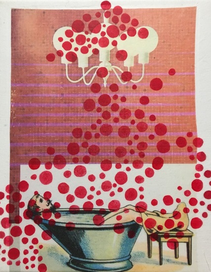 A bath with red dots