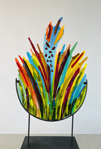 Glasfusing is een techniek waarbij verschillende stukken gekleurd glas samengevoegd worden en met elkaar versmolten in een fuse-oven. Alle gefusde glasobjecten zijn gemaakt van Bulls-eye glas.