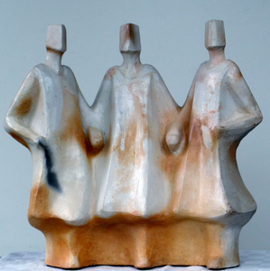 Beelden in brons en keramiek in verschillende stooktechnieken o.a. raku, pitfiring, veelal geïnspireerd door folkloredans. 