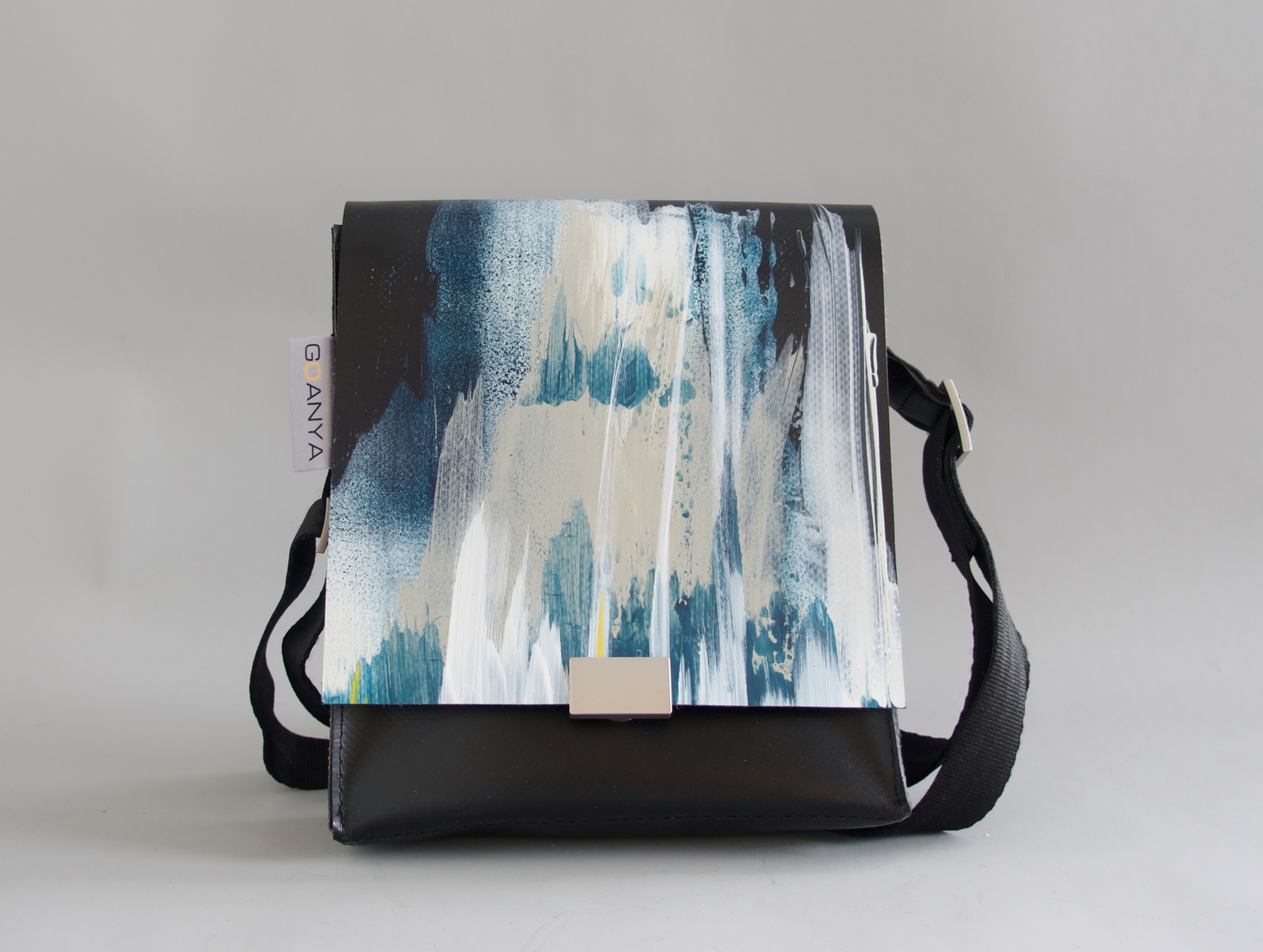 No words.. only a vibe No.2