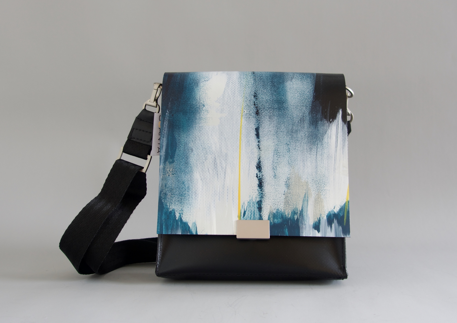 No words..only a vibe No. 4