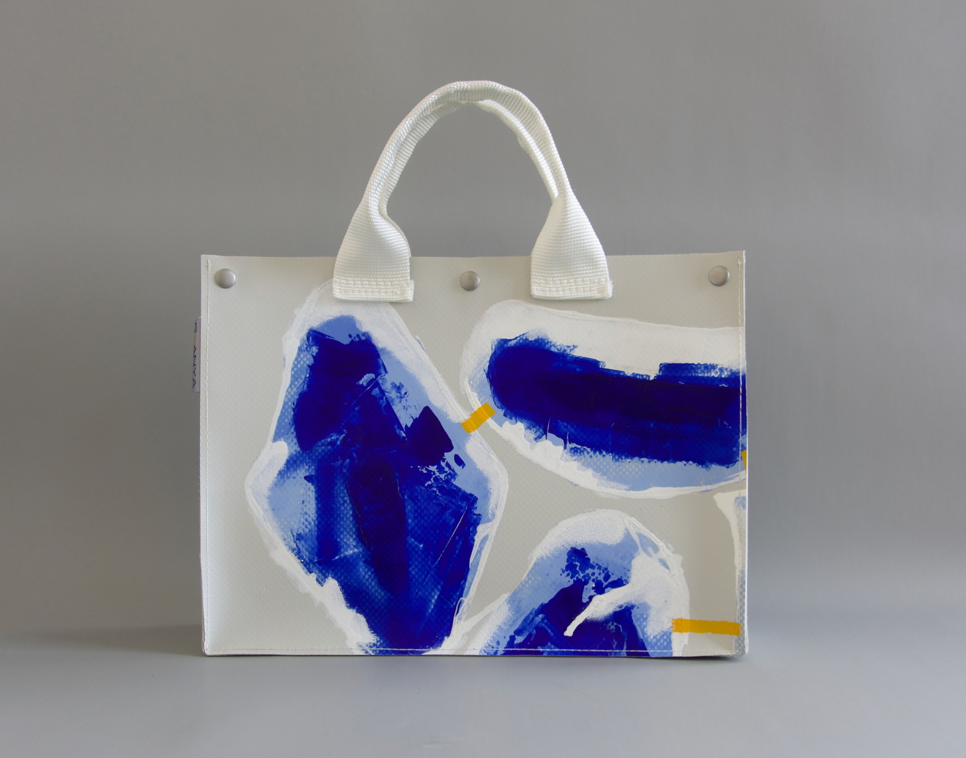 Contact with content No.1