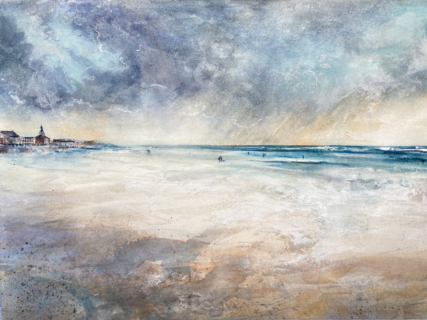 Zon, harde wind en dreigende luchten langs de Opaalkust, Frankrijk