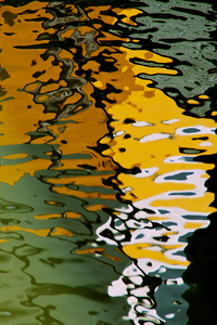 Foto's van reflecties in het water