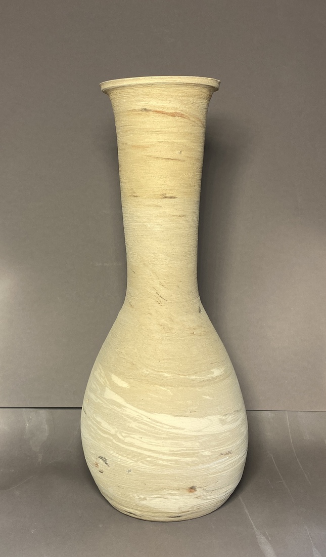 Vaas no 7, licht gemarmerd