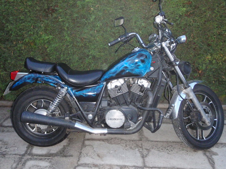 shadow vt750c