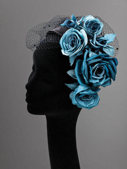 model 'Blue Roses' (009)