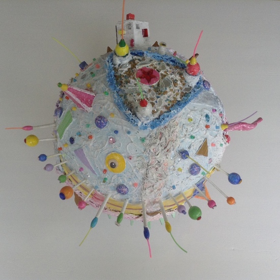 Cosmisch bol object 2013 4