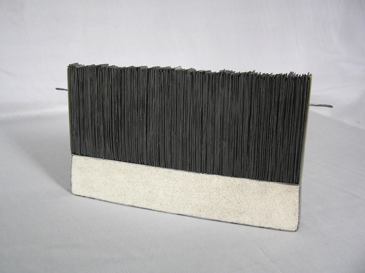 Wianda Keizer - ZL ( IJzer, rubber, paraffine, zand)