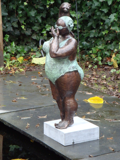 Antoinette Wolthuis - Plons! ( brons)