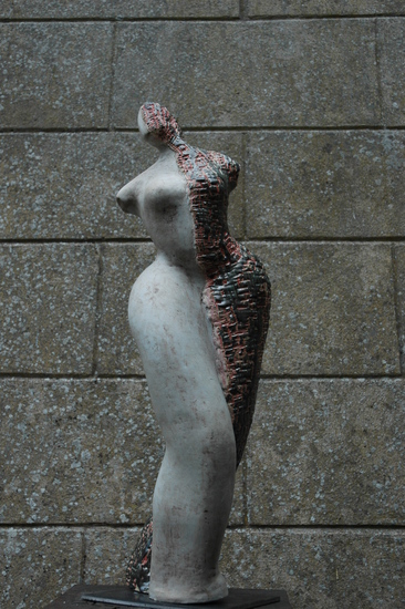 Brenda Hardijk - In Beweging (Keramiek)