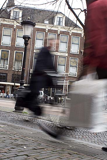 People gotta move 04