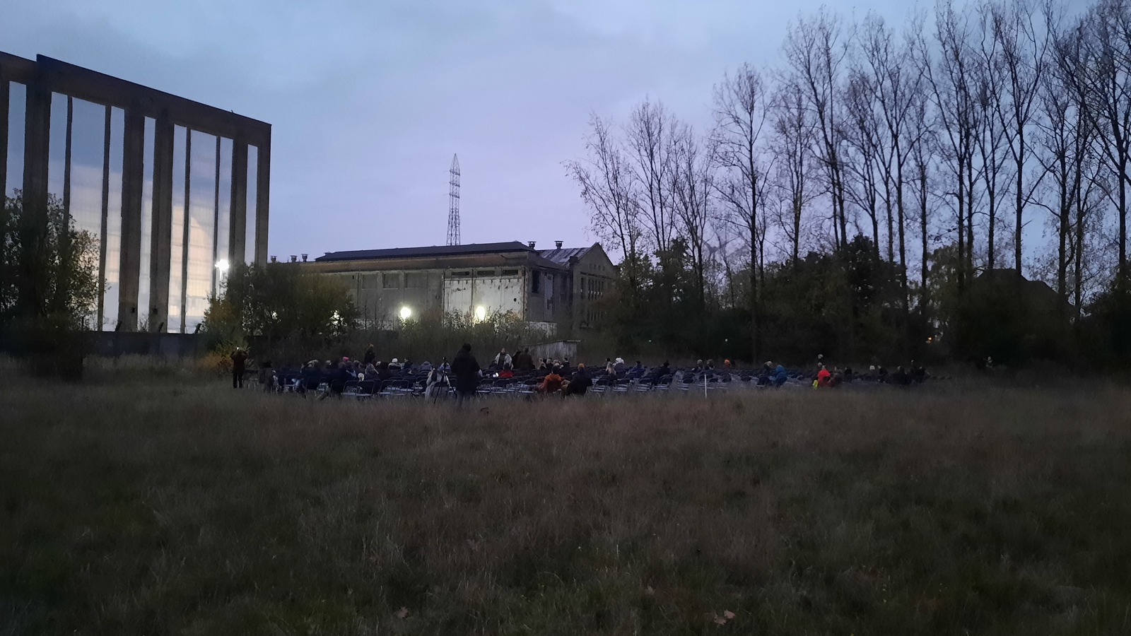 Uitzicht op: de Elektriciteitscentrale van Langerbrugge