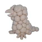 Het maken van keramieken beelden maakt mij vrolijk en dit wil ik graag overbrengen aan anderen. Ieder ontwerp is uniek en met de hand gemaakt. Als u een beeldje besteld, kan deze afwijken van de onderstaande afbeelding.