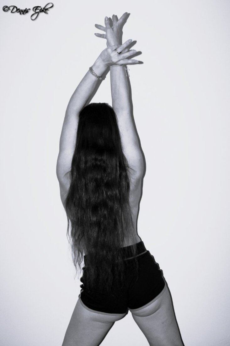 Beautiful Girl in action 90