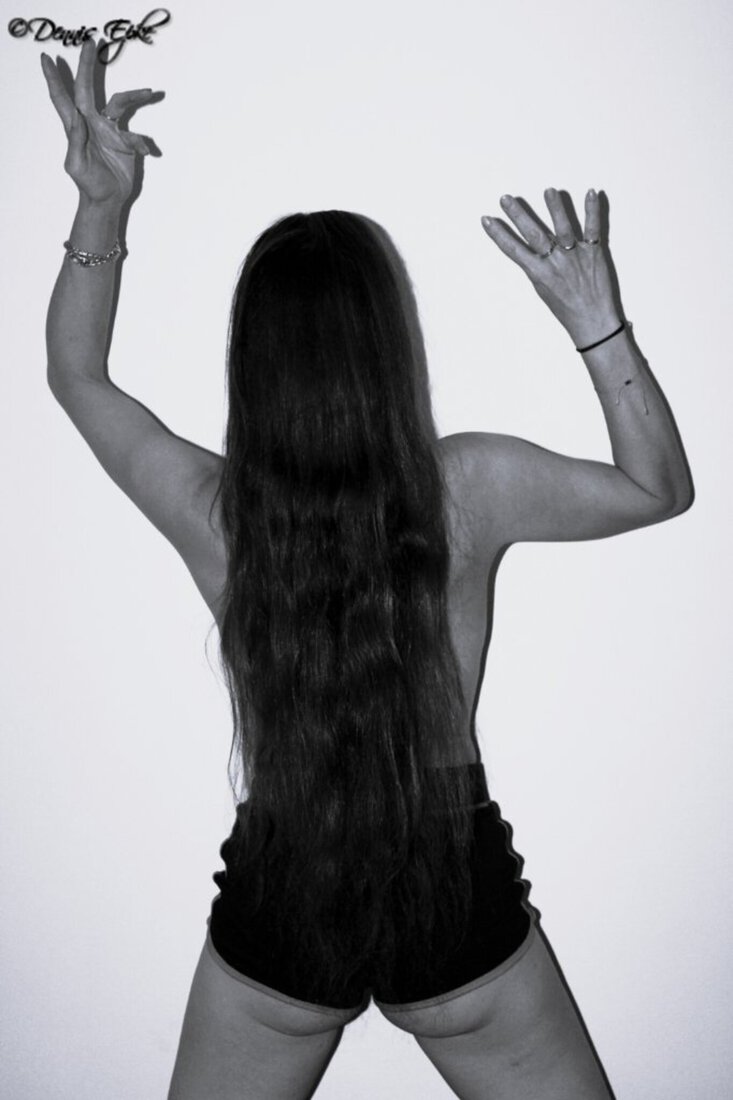 Beautiful Girl in action 91