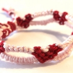 Armband macramé hartjes scarlet