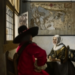 Officier en Lachend Meisje