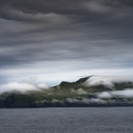 Wolkenspel boven Faroer