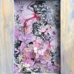 Klein werk met rozekwarts, bergkristal en ioliet