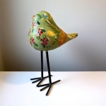 Zachtgroen vogeltje van glas