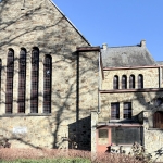 Sint-Jozefskerk, ook kerktheater, in Heide-Kalmthout.