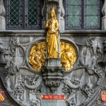 Brugge, detail van gevel van de Basiliek van het Heilig bloed.