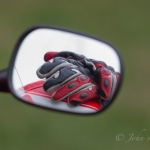 Handschoenen in spiegel