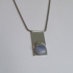 zilveren hanger chalcedoon