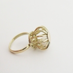 gouden ring gekooide parel