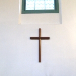 houten muurkruis diagonaal