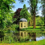 Theehuis op landgoed kasteel De Vanenburg, Putten, Nederland