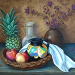 Plate vase with pineapple