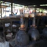 Flores: Arak distilleren .0273