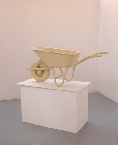 Wheelbarrow / Kruiwagen