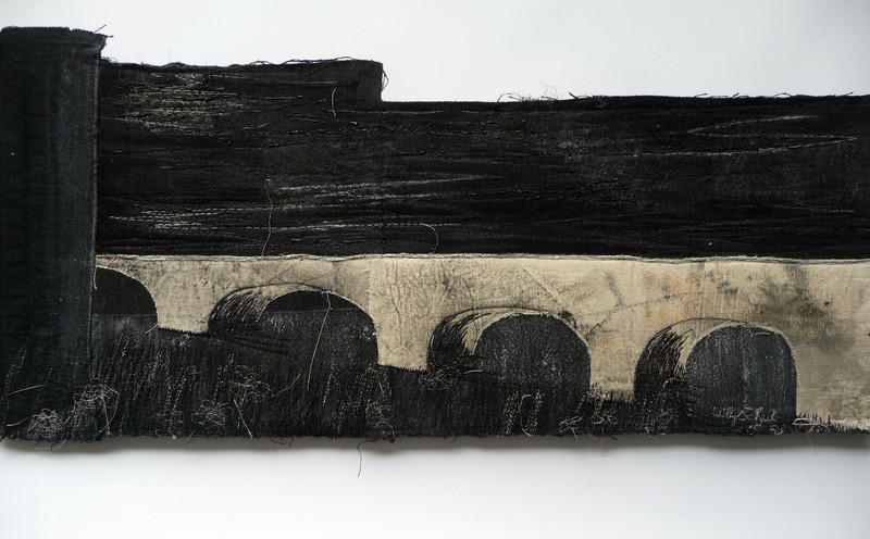 'White bridge by night'