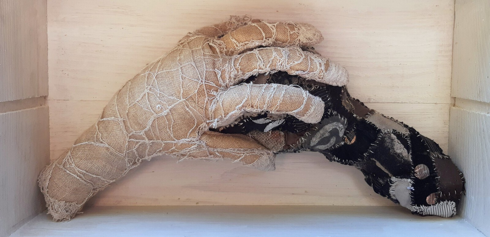 'Beschermende handen' - Diverse