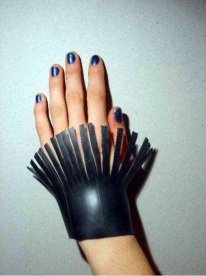 rubber armband ingeknipt