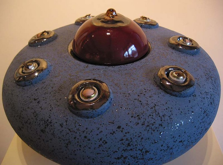 Schaal met poppenogen