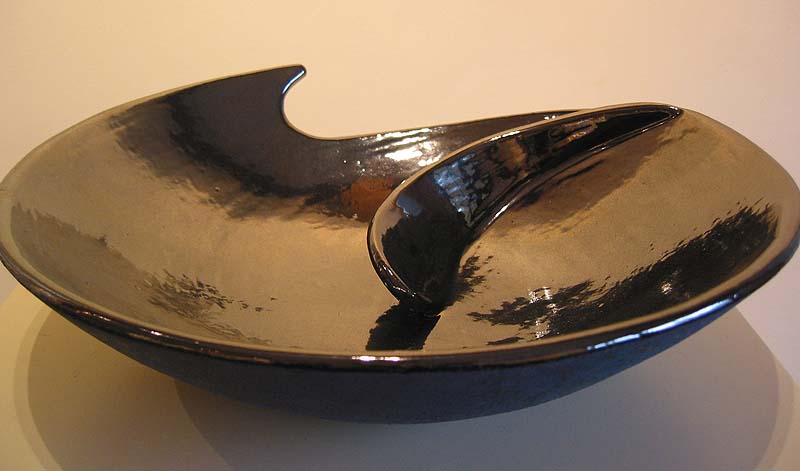 Schaal met oplegging staand