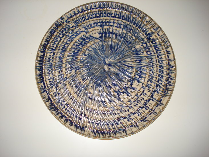 Bord met veertrek decoratie