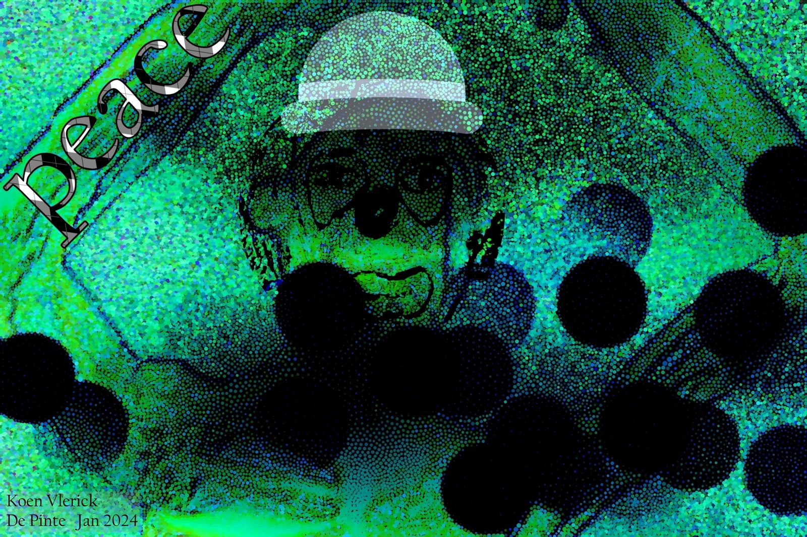 DANSEUSE AVEC CHAPEAU & TATOUAGE