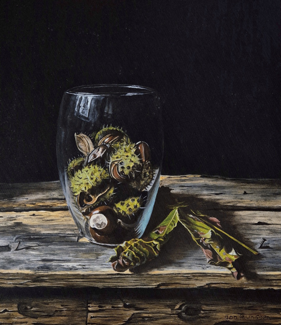 Wilde kastanjes achter glas