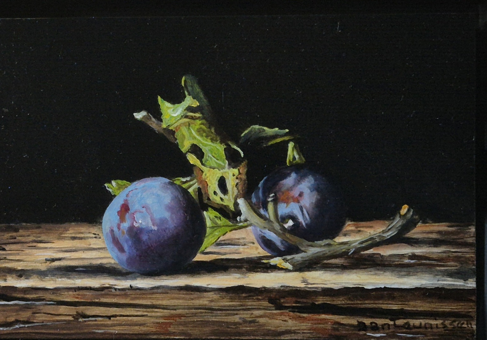 Two plumps with leaves