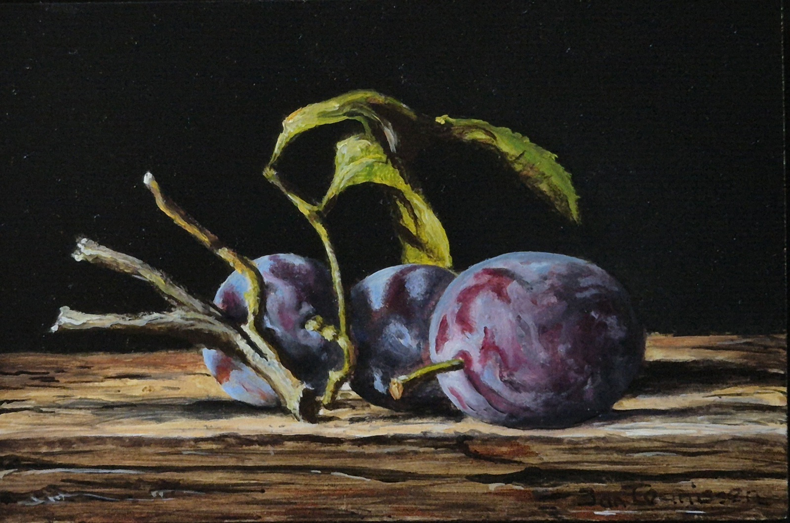 Three plumps with leaves